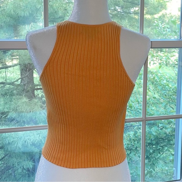 Calvin Klein Ribbed Sweater Tank - Button Front - Racerback -Cropped - Picture 4 of 9